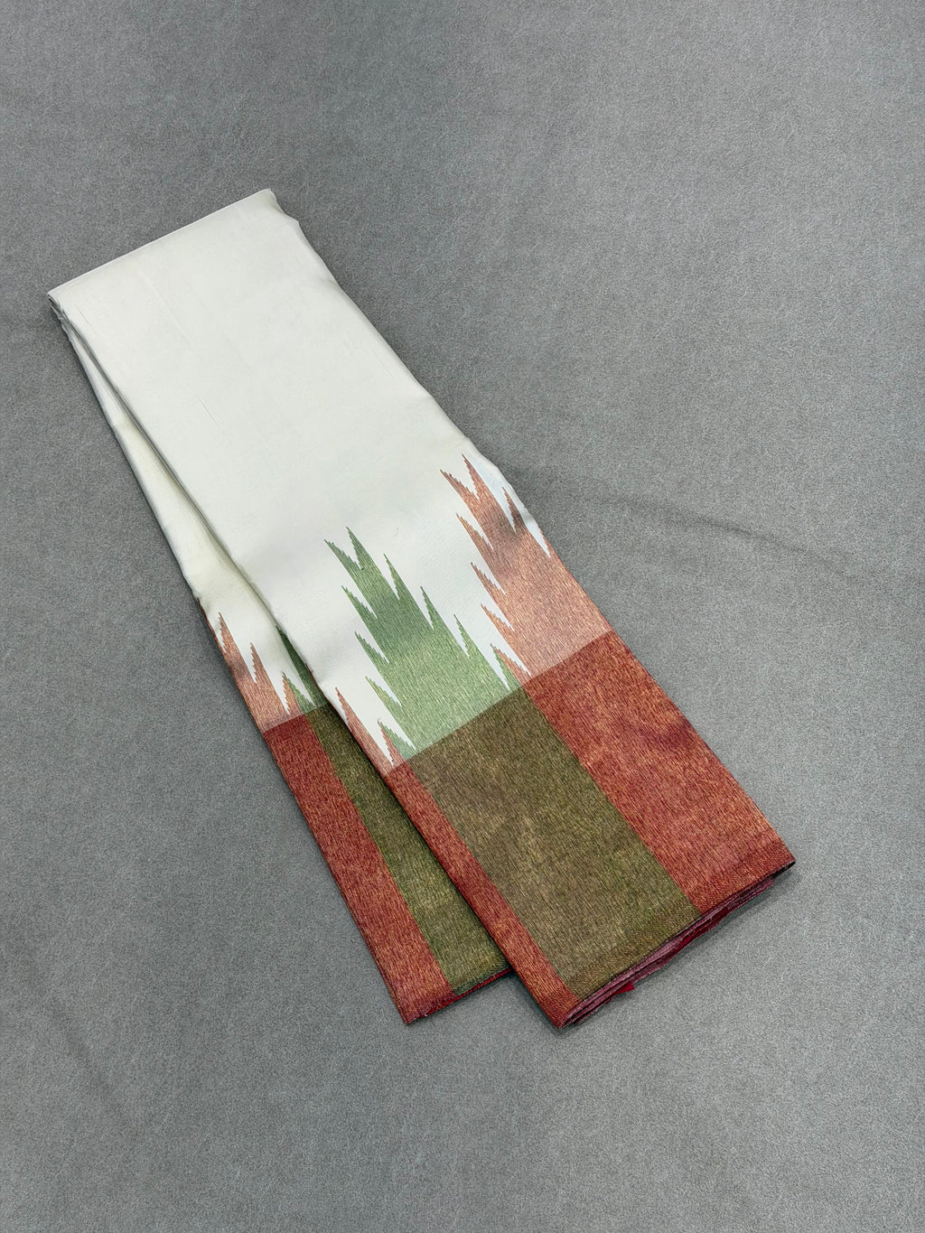 Halfwhite temple border kanchipuram silk saree