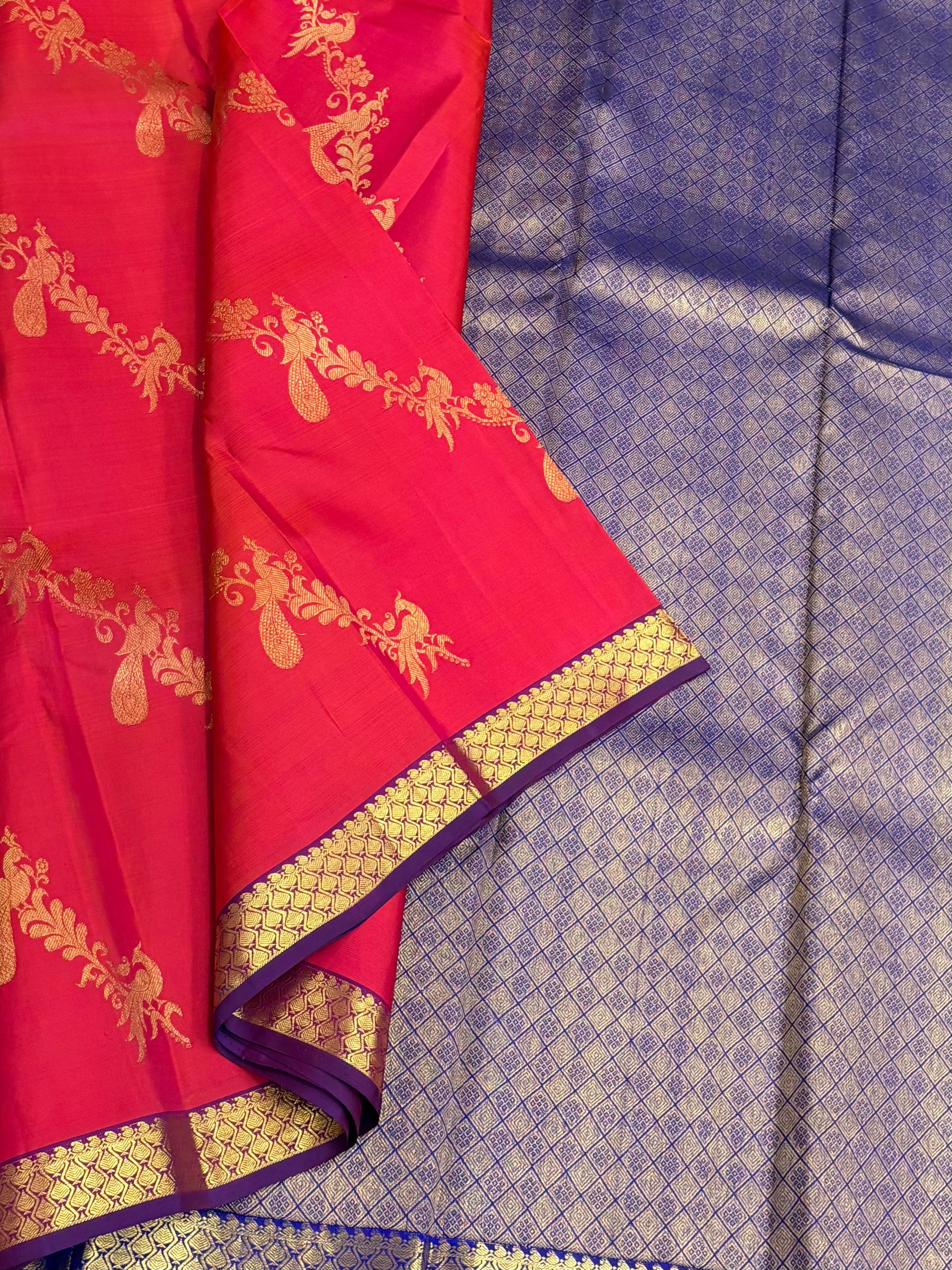 Red Tape border kanchipuram with floral jaals