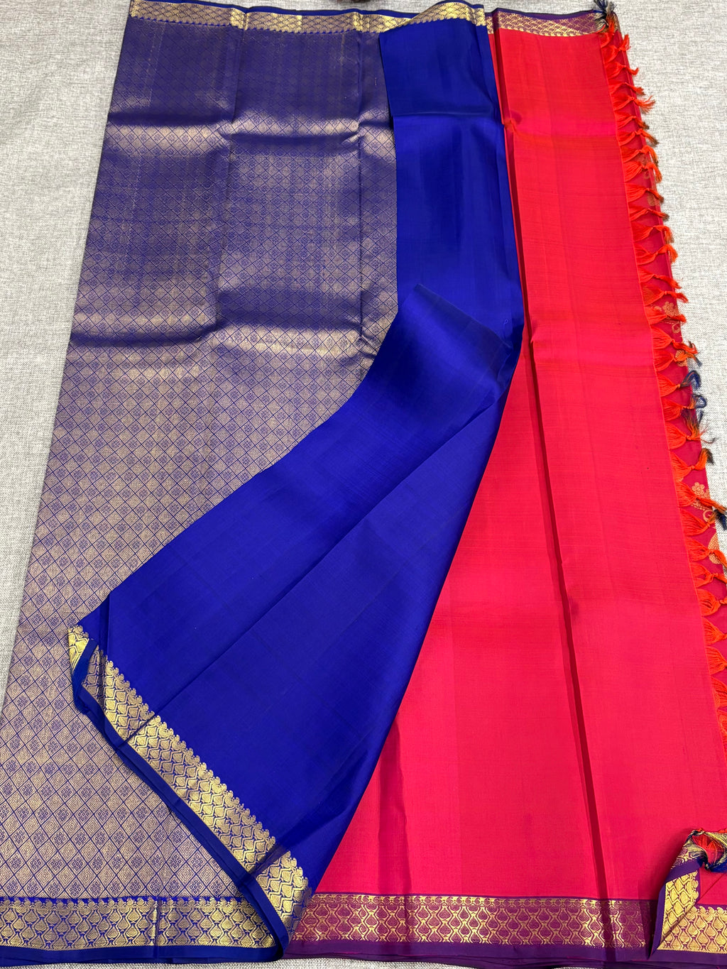 Red Tape border kanchipuram with floral jaals