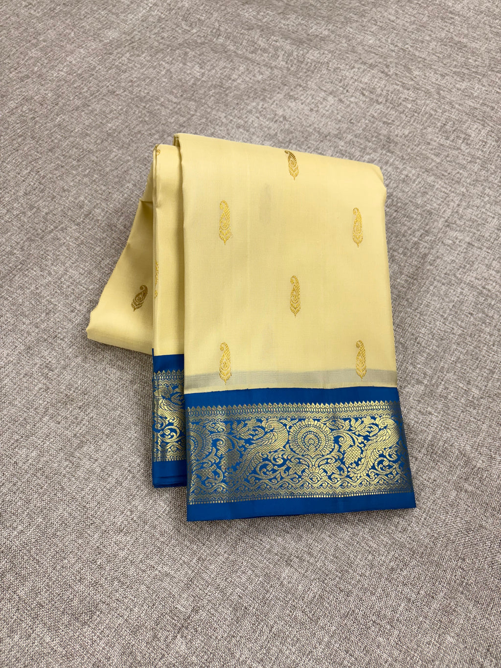 White Korvai kanchipuram silk saree