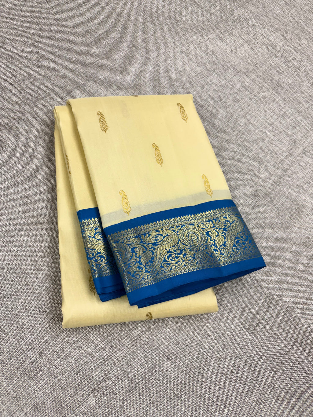 White Korvai kanchipuram silk saree