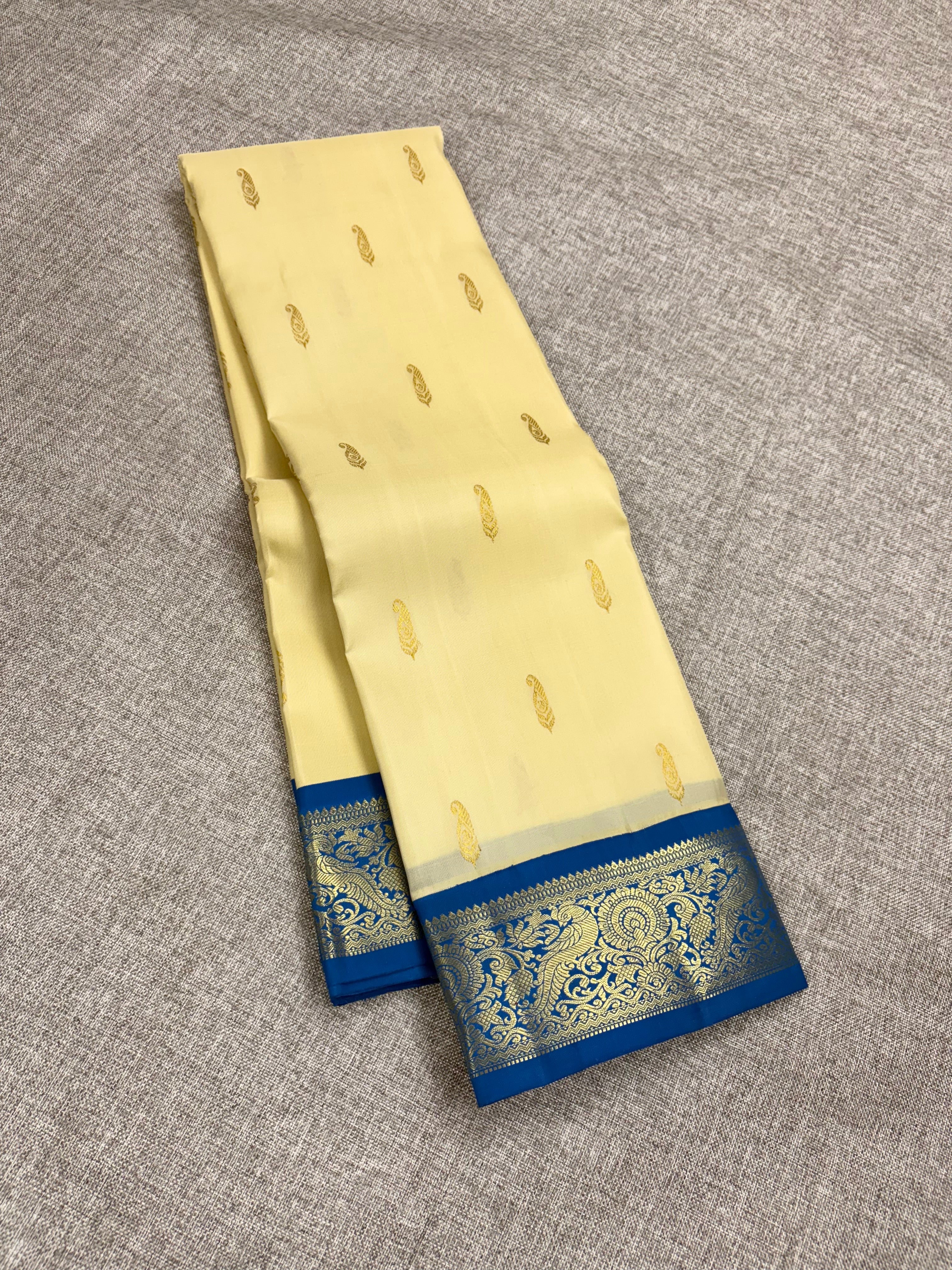 White Korvai kanchipuram silk saree