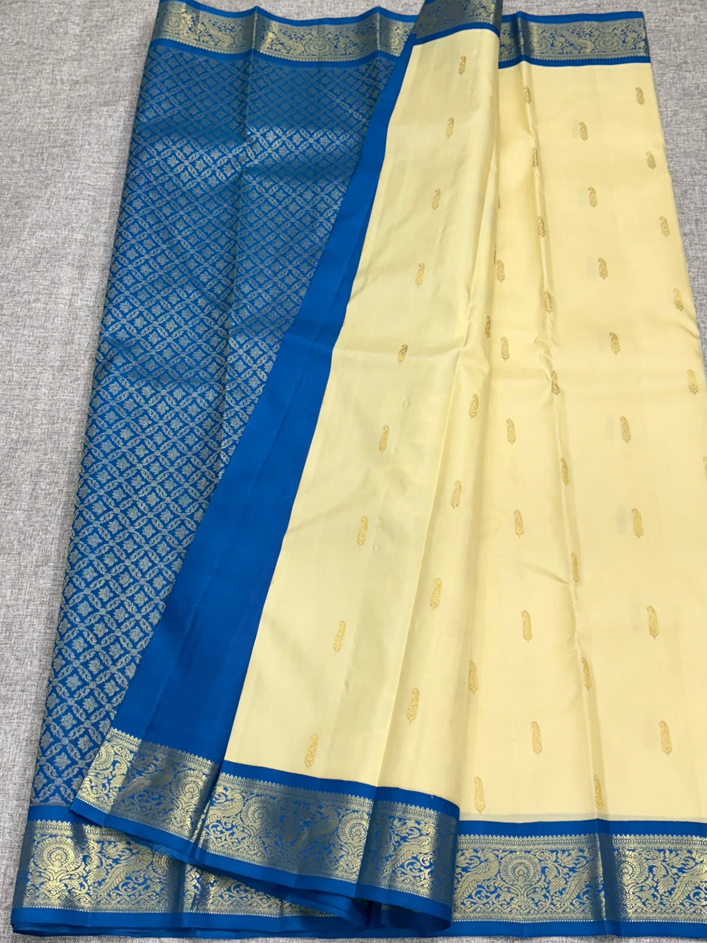White Korvai kanchipuram silk saree